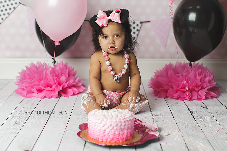 plano cake smash, minnie mouse cake smash, plano baby photographer