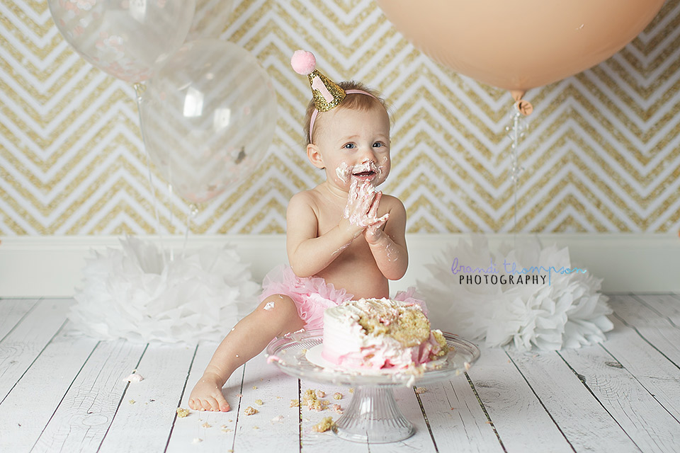 plano cake smash photography