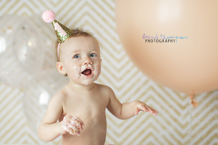 plano cake smash photography