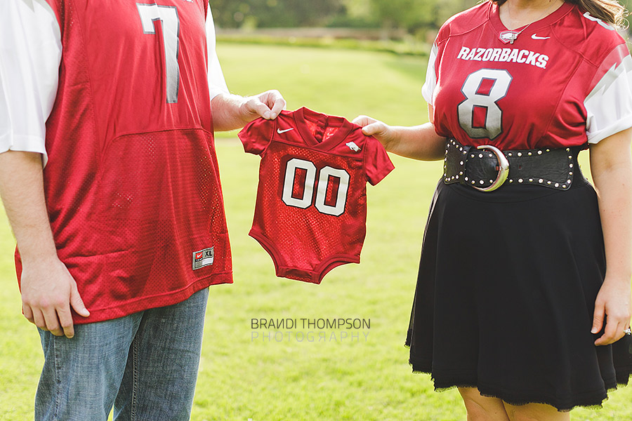 plano maternity photography, pregnancy reveal, razorbacks