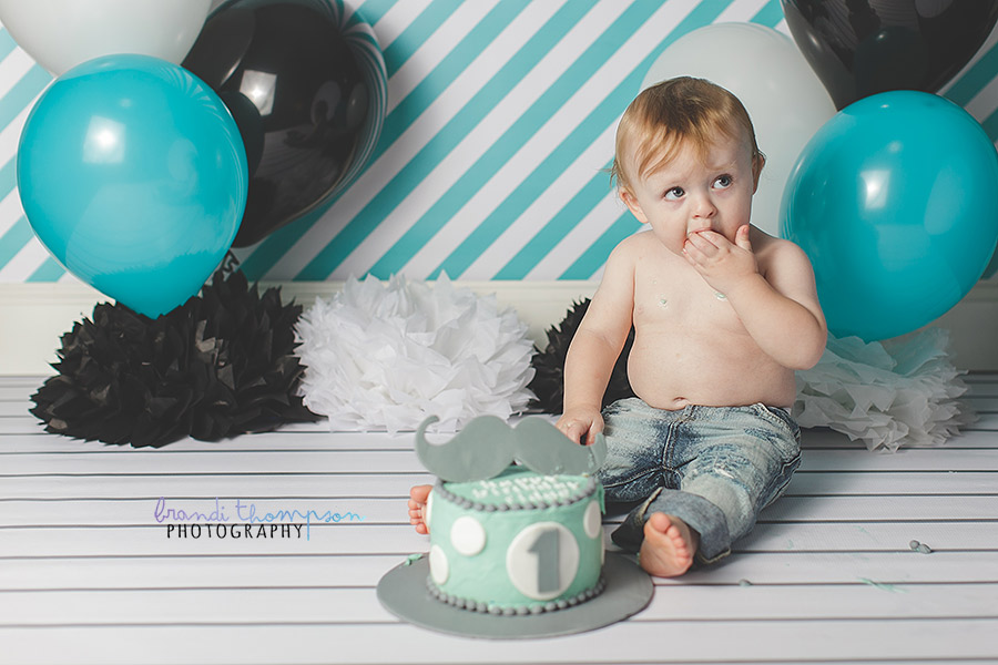 plano cake smash photographer